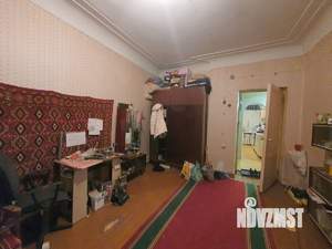 2-к квартира, вторичка, 61м2, 1/4 этаж