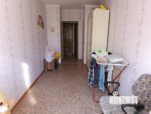 3-к квартира, вторичка, 55м2, 1/4 этаж