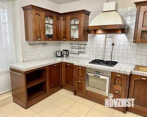 4-к квартира, вторичка, 145м2, 8/9 этаж