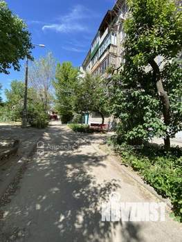 2-к квартира, вторичка, 44м2, 1/5 этаж