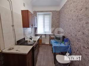 2-к квартира, вторичка, 42м2, 1/2 этаж