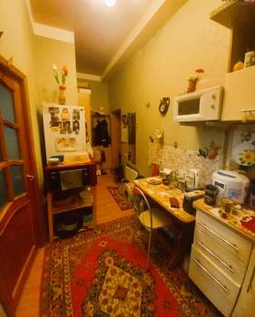 2-к квартира, вторичка, 37м2, 1/5 этаж