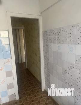 2-к квартира, вторичка, 45м2, 1/4 этаж