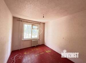 3-к квартира, вторичка, 64м2, 1/9 этаж