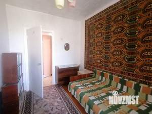 4-к квартира, вторичка, 62м2, 1/5 этаж