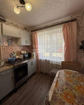 3-к квартира, вторичка, 58м2, 1/5 этаж