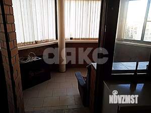 2-к квартира, вторичка, 76м2, 9/10 этаж