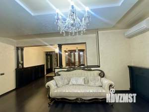 4-к квартира, вторичка, 130м2, 2/10 этаж