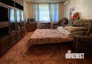 3-к квартира, вторичка, 64м2, 1/9 этаж