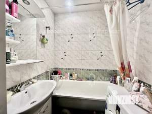 3-к квартира, вторичка, 68м2, 1/9 этаж