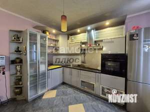 4-к квартира, вторичка, 156м2, 2/5 этаж