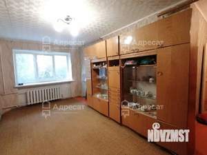 3-к квартира, вторичка, 55м2, 1/4 этаж