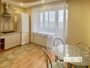 2-к квартира, вторичка, 79м2, 9/9 этаж