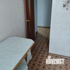 3-к квартира, вторичка, 53м2, 9/9 этаж