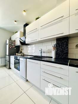 2-к квартира, вторичка, 65м2, 11/14 этаж