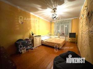 2-к квартира, вторичка, 55м2, 1/4 этаж