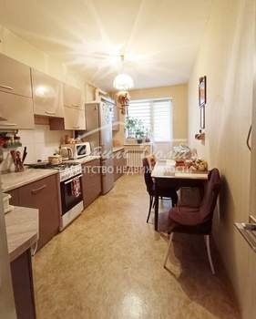 3-к квартира, вторичка, 72м2, 1/3 этаж