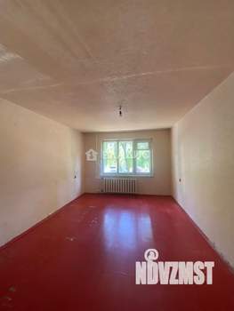 3-к квартира, вторичка, 65м2, 1/9 этаж