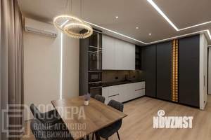 4-к квартира, вторичка, 104м2, 8/17 этаж