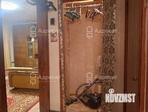 3-к квартира, вторичка, 56м2, 1/1 этаж