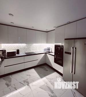 6-к квартира, вторичка, 230м2, 4/7 этаж