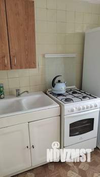 4-к квартира, вторичка, 77м2, 1/5 этаж