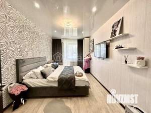 4-к квартира, вторичка, 93м2, 1/3 этаж