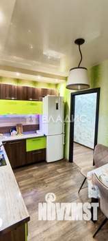 2-к квартира, вторичка, 61м2, 1/4 этаж
