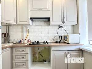 2-к квартира, вторичка, 40м2, 3/5 этаж