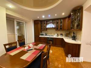 3-к квартира, вторичка, 118м2, 2/10 этаж