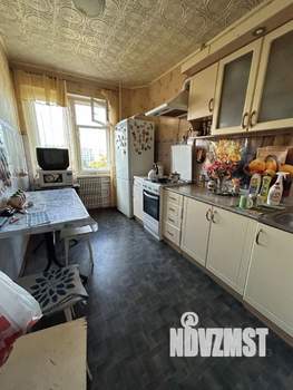 3-к квартира, вторичка, 64м2, 8/9 этаж