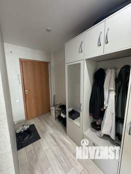 2-к квартира, вторичка, 52м2, 1/10 этаж