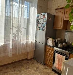 2-к квартира, вторичка, 58м2, 3/3 этаж