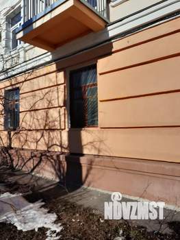 2-к квартира, вторичка, 60м2, 1/4 этаж