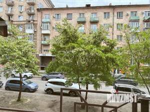 3-к квартира, вторичка, 21м2, 1/5 этаж