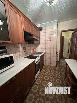 3-к квартира, вторичка, 60м2, 10/16 этаж