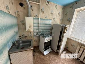 2-к квартира, вторичка, 45м2, 1/4 этаж