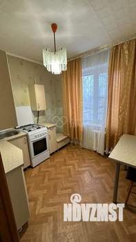 1-к квартира, вторичка, 32м2, 1/9 этаж