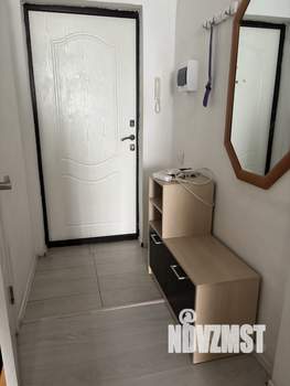 Студия квартира, вторичка, 27м2, 18/19 этаж