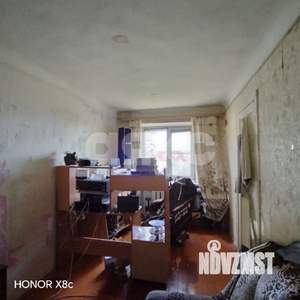 3-к квартира, вторичка, 55м2, 2/4 этаж