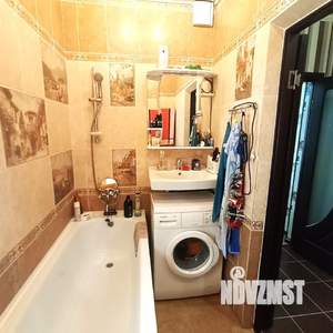 2-к квартира, вторичка, 56м2, 1/3 этаж