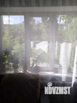 2-к квартира, вторичка, 57м2, 1/9 этаж