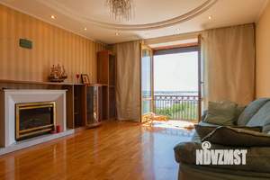 4-к квартира, вторичка, 106м2, 6/6 этаж