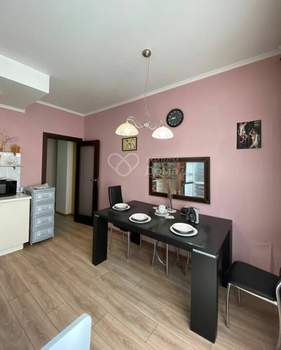 2-к квартира, вторичка, 60м2, 2/5 этаж