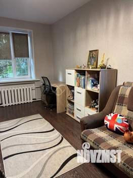 3-к квартира, вторичка, 65м2, 1/4 этаж