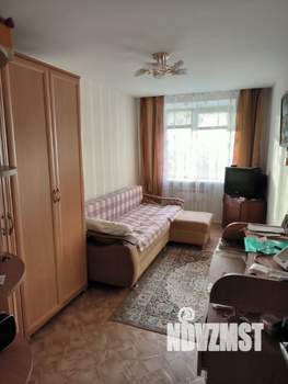 4-к квартира, вторичка, 74м2, 9/9 этаж