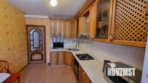 2-к квартира, вторичка, 73м2, 1/9 этаж