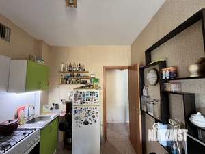 2-к квартира, вторичка, 38м2, 1/4 этаж