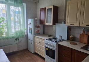 2-к квартира, вторичка, 52м2, 1/9 этаж