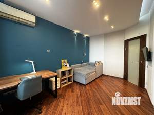 2-к квартира, вторичка, 51м2, 18/32 этаж